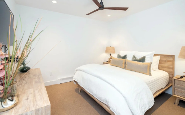 Bear Creek Lodge 412 4 Bedroom Condo by Alpine Lodging Telluride