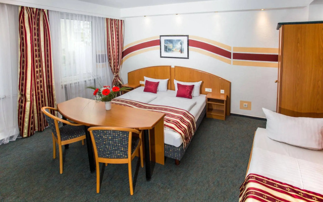 Hotel Condor