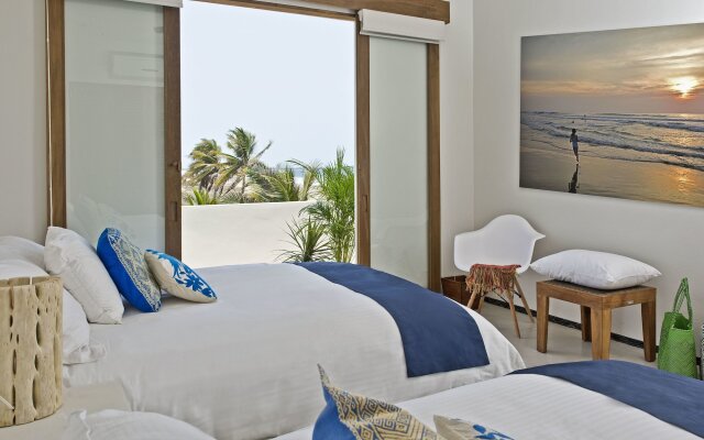 Отель Marea Beachfront Villas комната для гостей