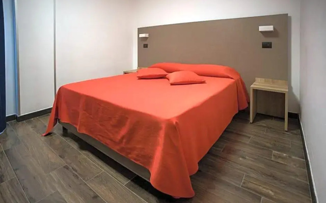 Tiby Hotel
