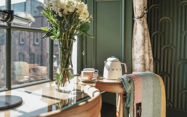 Bonnie Hotel - Smart Boutique ApartHotel - Haymarket Edinburgh