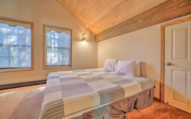 Wraparound Deck & Pool Access: Truckee Cabin