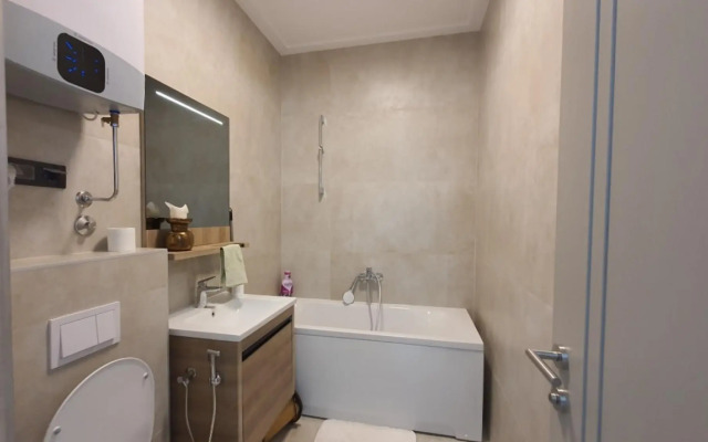 Luminous Apartment with Balcony near Budva Riviera