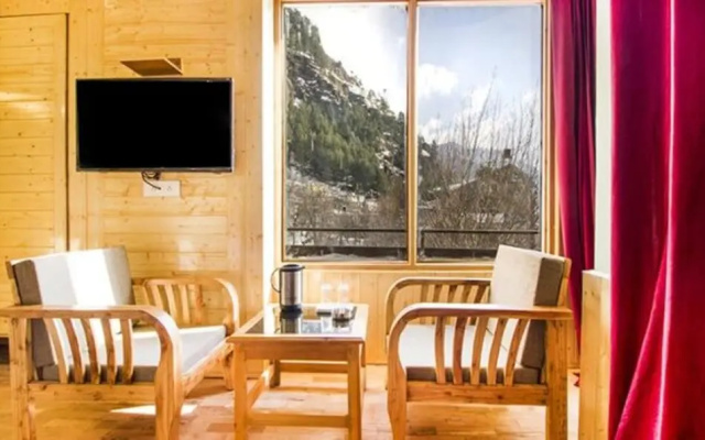 FabHotel Shami Inn