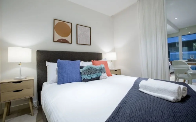 Stylish Luxurious Convenience At South Yarra Melbourne