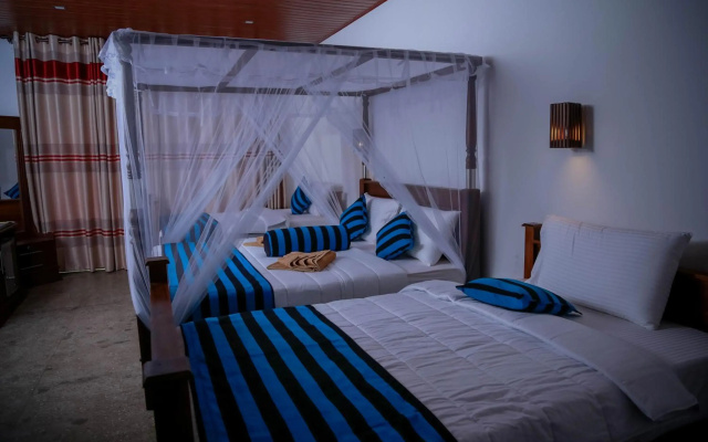Hotel City Grand Ella