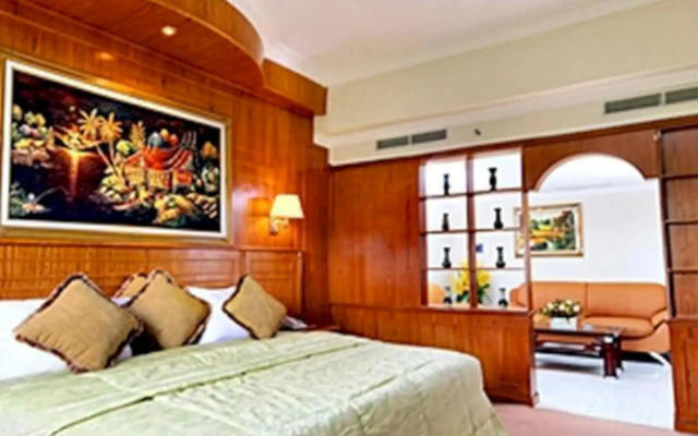 Hotel Madani Medan - Syariah Hotel