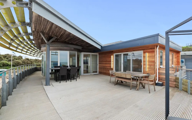 Sea Breeze - Spectacular Sea Views