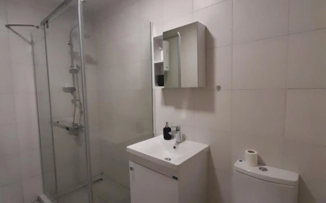 Apartment 12-09