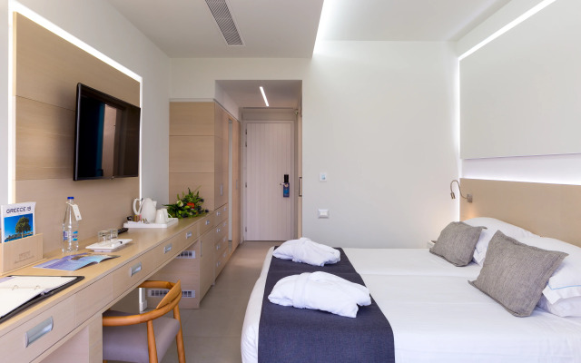 Neptune Luxury Resort