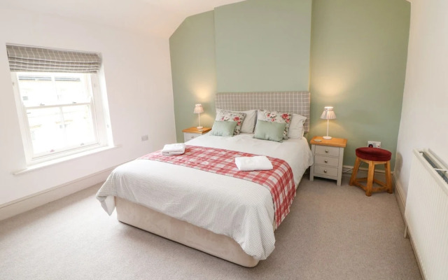 Bank Cottage