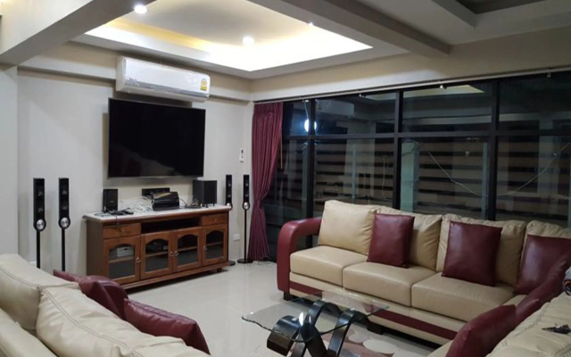 Baan Hansa