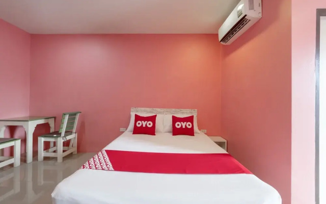 OYO 1030 Cd Mansion