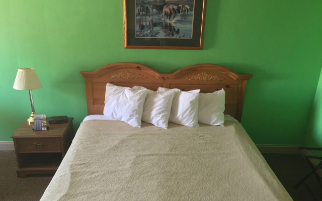 Western Inn South