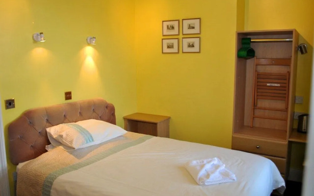 Holland House Bed & Breakfast
