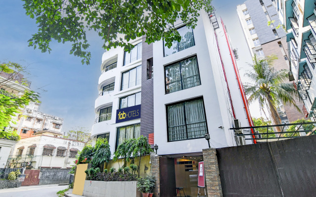 Hotel 1 Love Lock by FabHotels