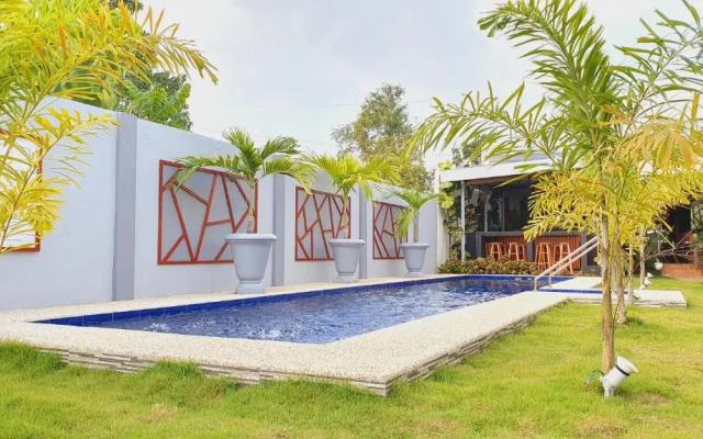 Sapphire Boutique Resort