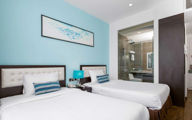 Flora Beach Hotel & Spa