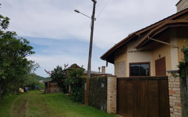 Casa da Márcia - Guarda do Embaú