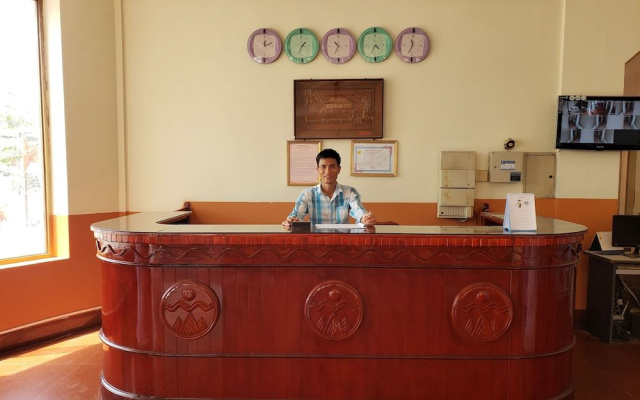 Cat Ba Plaza Hotel