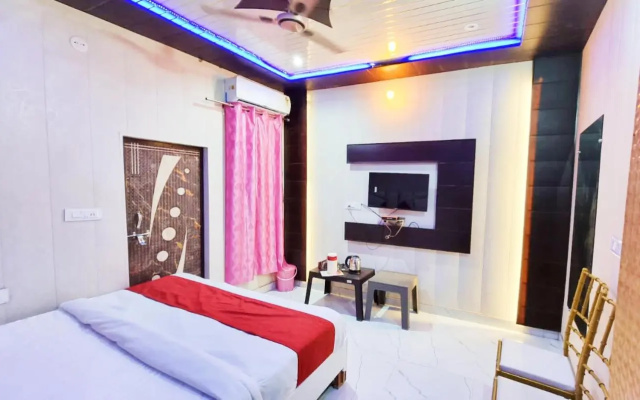 Hotel Krishna Manu Palace