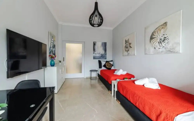 Bijou apartment in Glyfada center