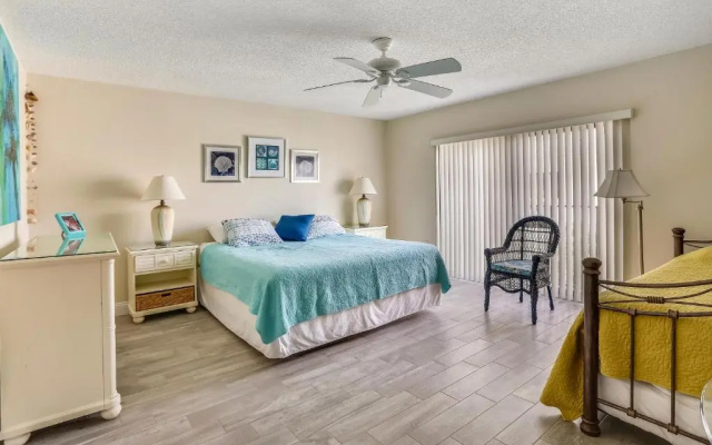 Land's End 4-401 Bay Front - Premier