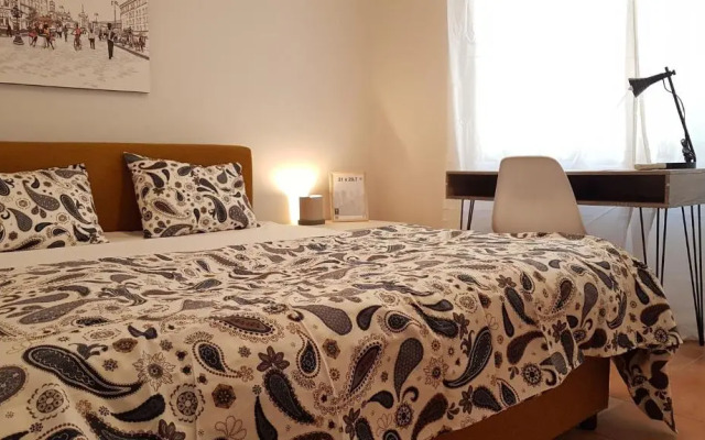 Palette Apartment Terracotta - Athens Center, 3 BD, 2 BATH