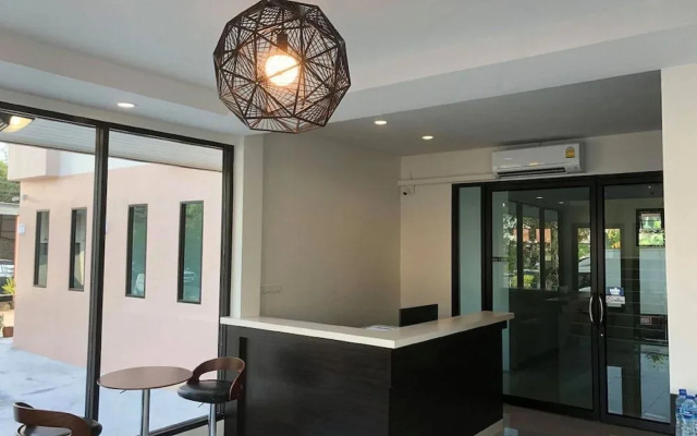 The Hub Suratthani Hotel