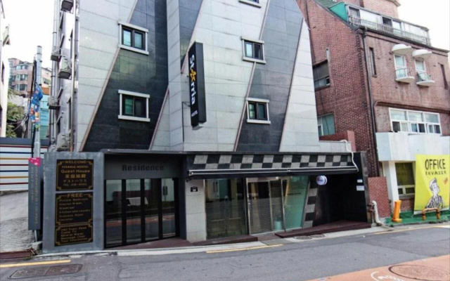 Starria Hostel Foreign Guest Only