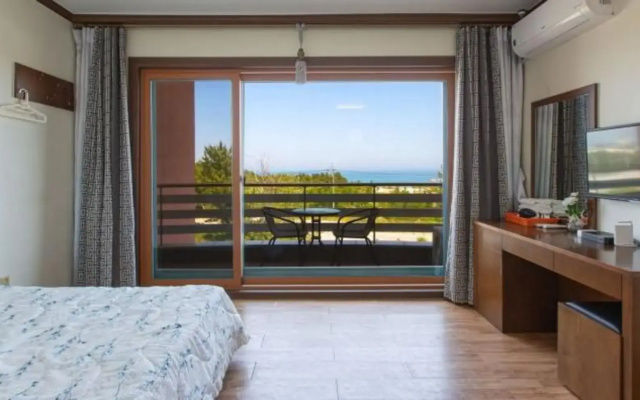 Goseong Orient Pension(고성 오리엔트펜션)