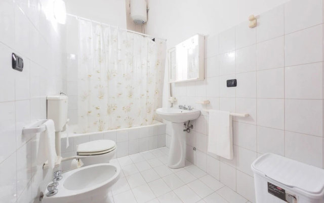 Crisilla Guest House