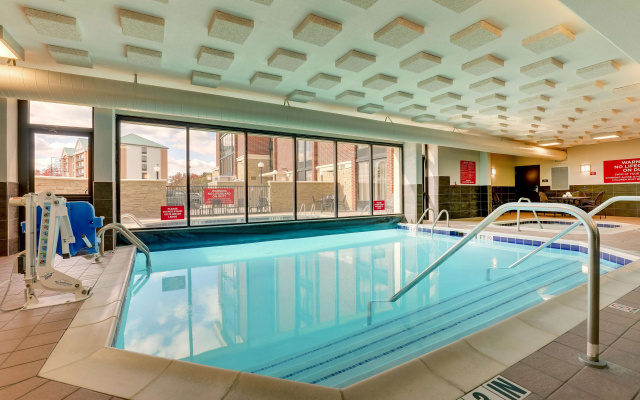 Drury Inn & Suites Columbus Dublin