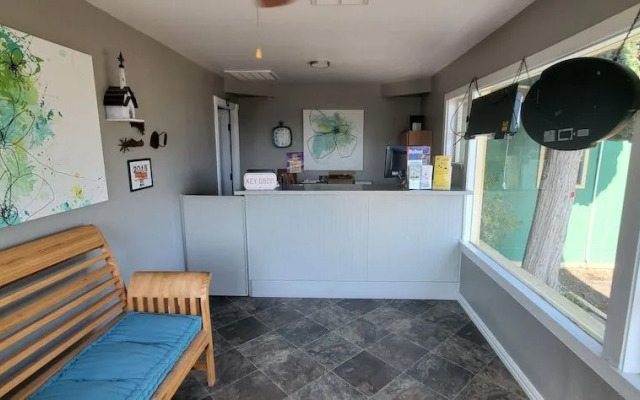 Town and Country Motel