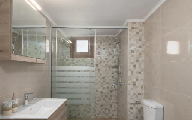 Dina Apartments