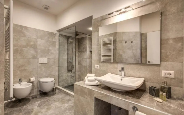 The Spanish steps apartment 67