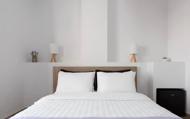 Venus Minimal Hotel