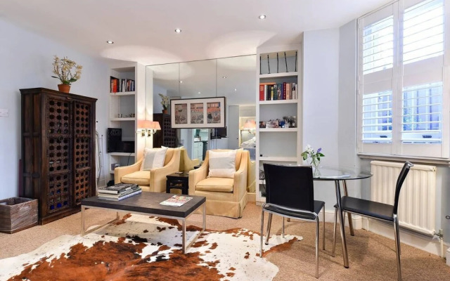 Chic studio for 2 in Kensington, near Fulham rd