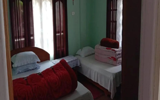 Thapa Homestay by StayApart