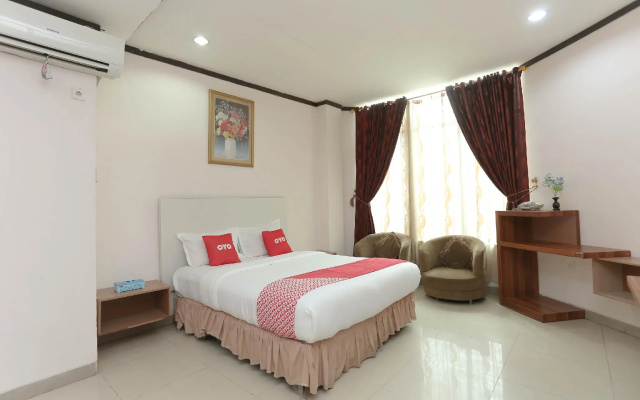 OYO 2057 Hotel Kharisma