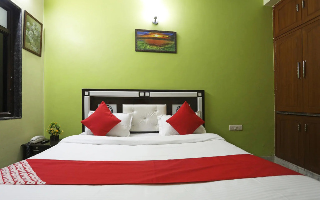 OYO 46228 Krishna Residency