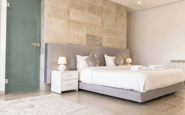 Luxurious Villa in Gammarth With Private Pool and Garden Views