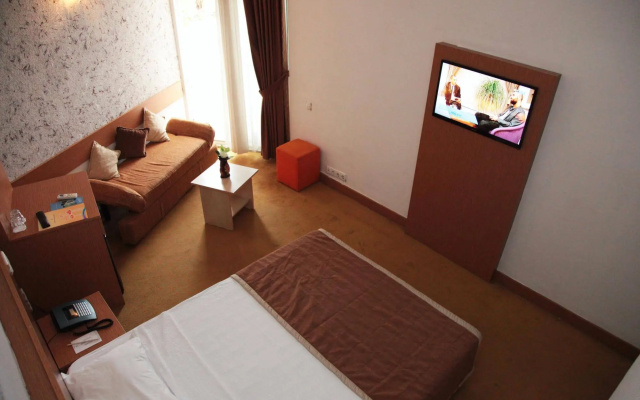 Orient Resort Hotel