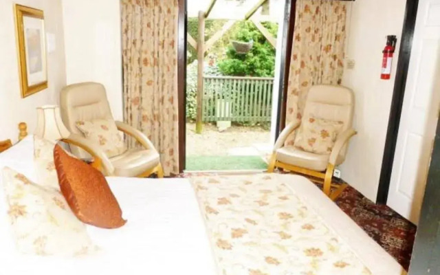 School Lodge Country Guesthouse
