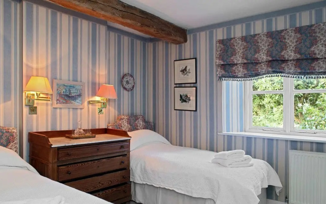 Shipton Cottage