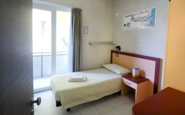 Hotel Elba Young People Hotels (ages: 16-35)