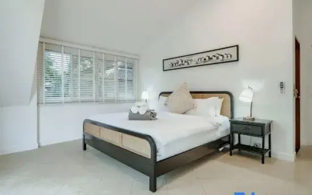 Koson, Elegant 3 Bedroom Villa