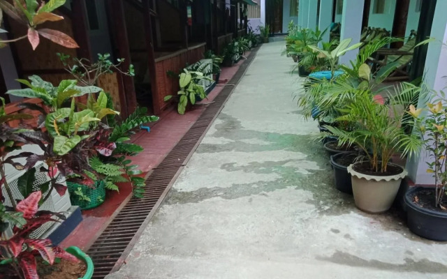 Royal Lin Thar Guest House