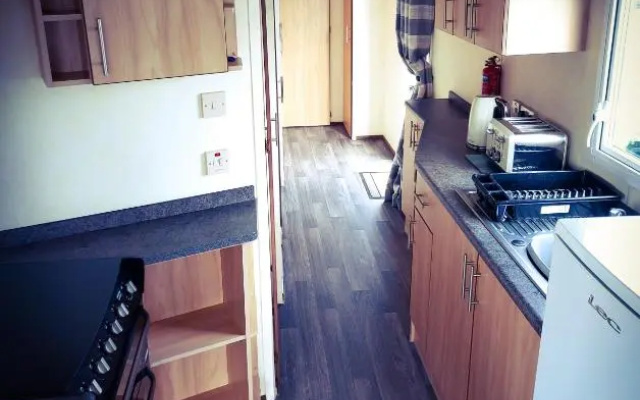 18 Nutmeg Grove