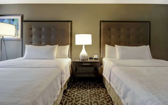 Homewood Suites by Hilton Edgewater